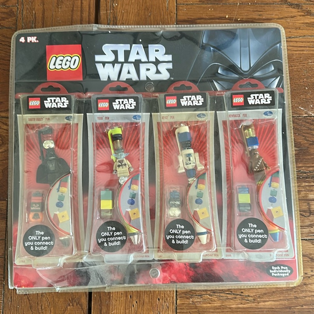Sealed new Lego Star Wars Connect & Build Pen  4-Piece Set